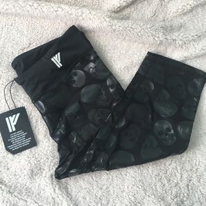 Iron Fist skull leggings